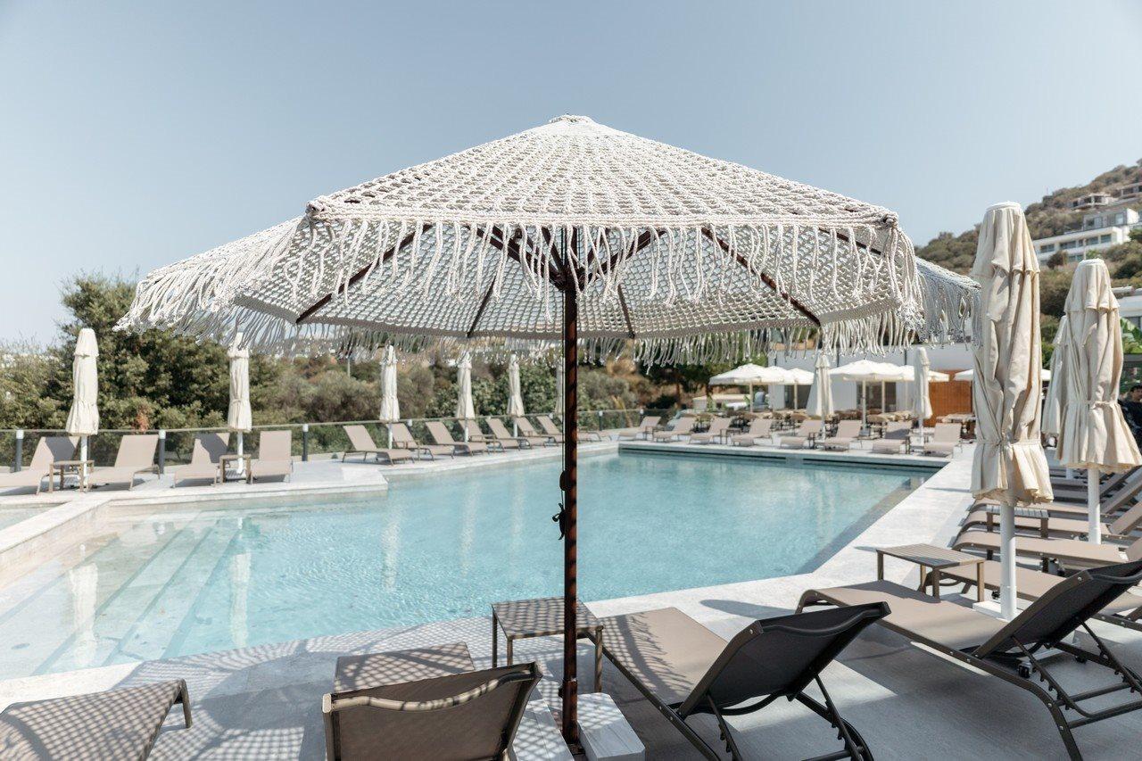 גומושלוק Astrid Hotel מראה חיצוני תמונה